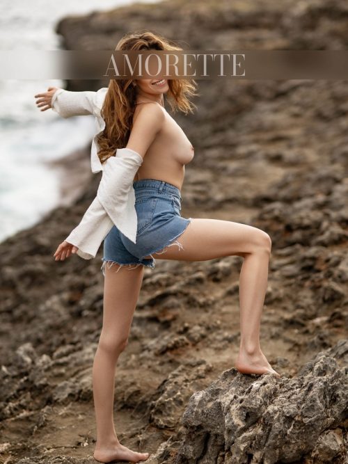 Ellie, photograph 17