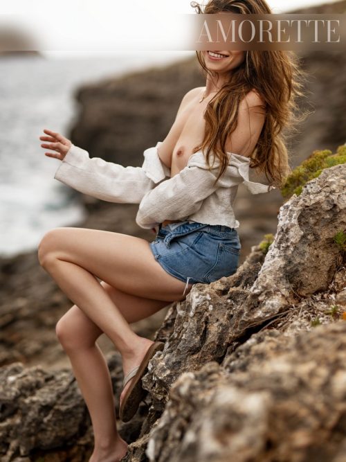 Ellie, photograph 20