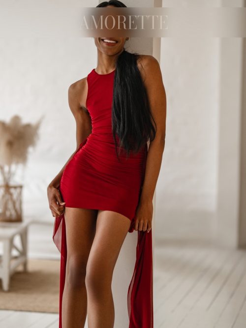 Naomi, photograph 15